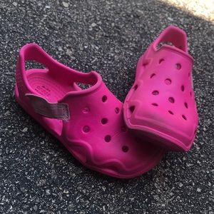 velcro crocs